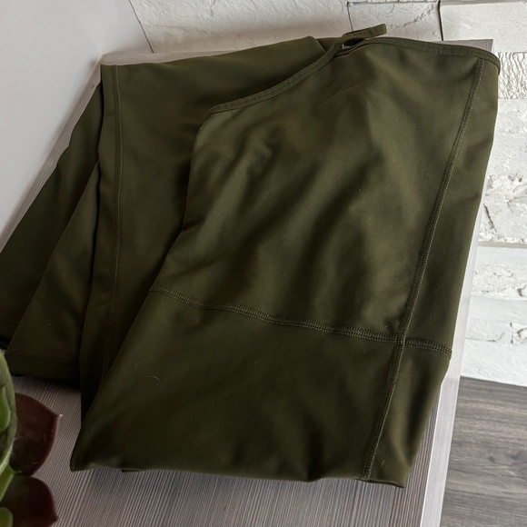 Full Length Bodysuit Sleeveless in Olive Green - Picture 4 of 4